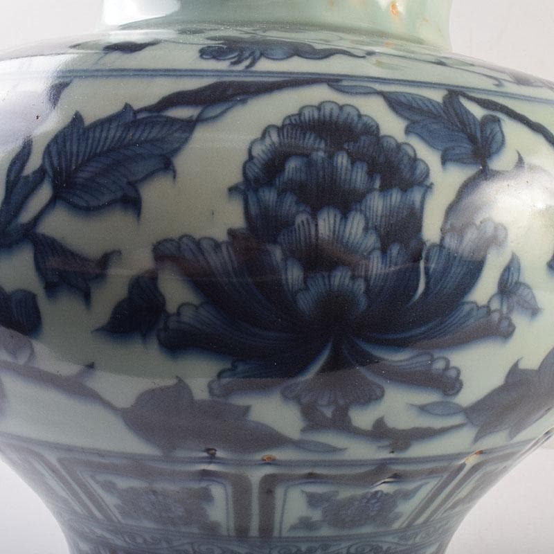 中国　青花　花弁文瓶　壺　C　8946A