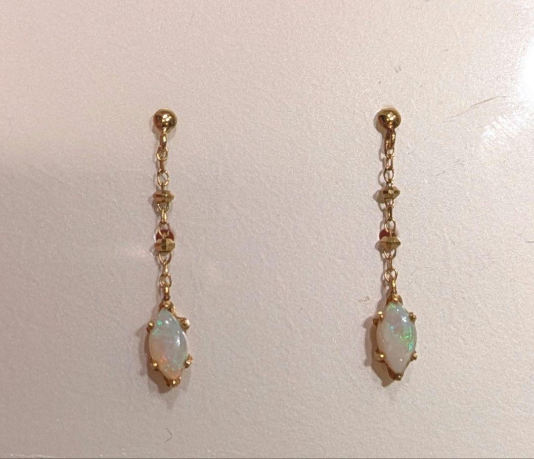 り*え様 ゴールドチェーンオパール18Kピアス