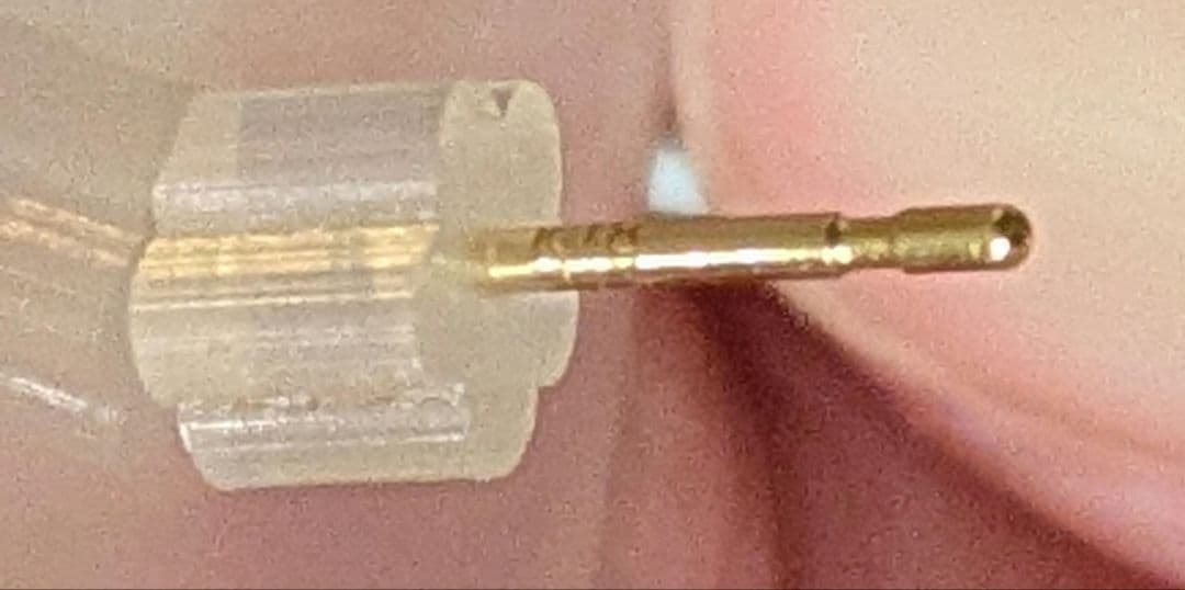 り*え様 ゴールドチェーンオパール18Kピアス