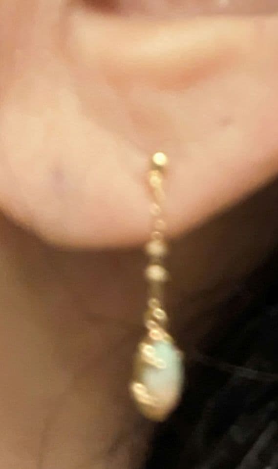 り*え様 ゴールドチェーンオパール18Kピアス