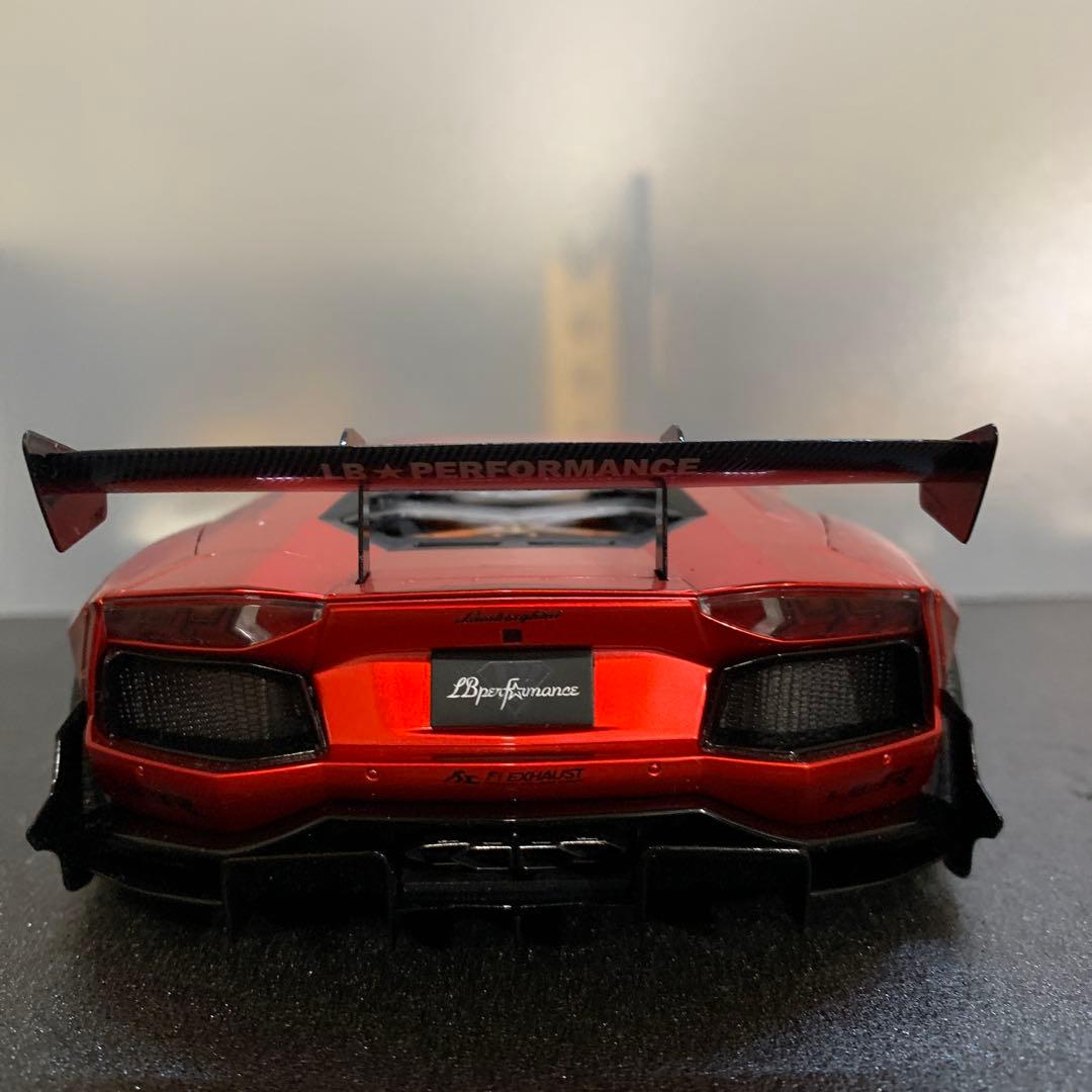 787 リバティーウォーク ランボルギーニ アヴェンタドール 1/18ミニカー