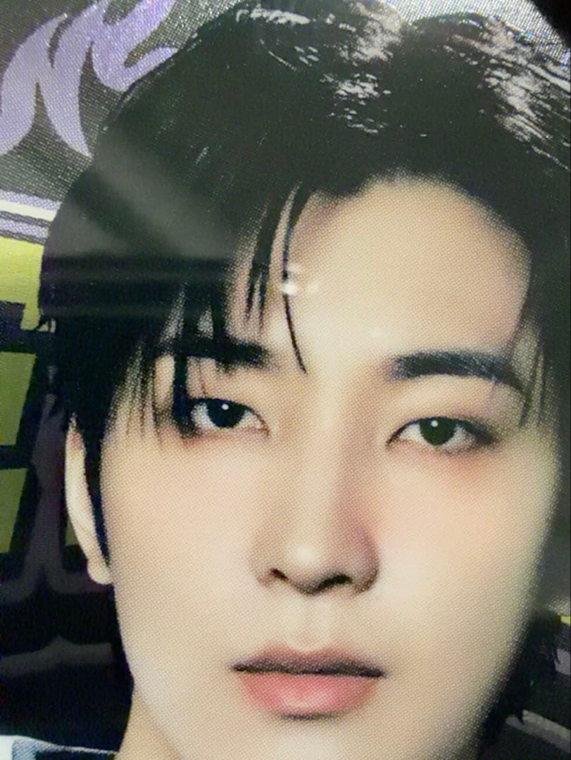 SEVENTEEN  2025 缶バッジ　ウォヌ(2個)