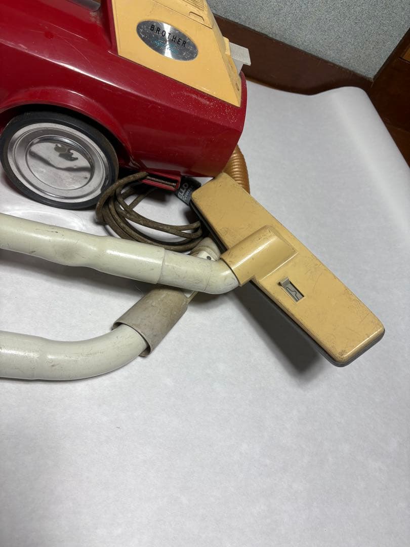 昭和レトロブラザー掃除機 本体　50年以上前の物　可動確認済み