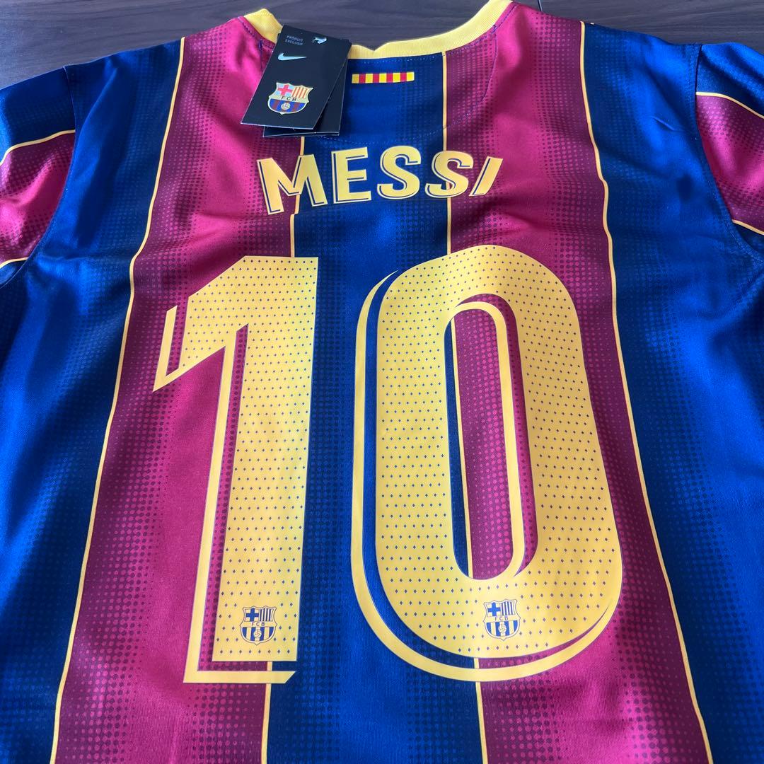 メッシ選手　バルセロナユニフォーム