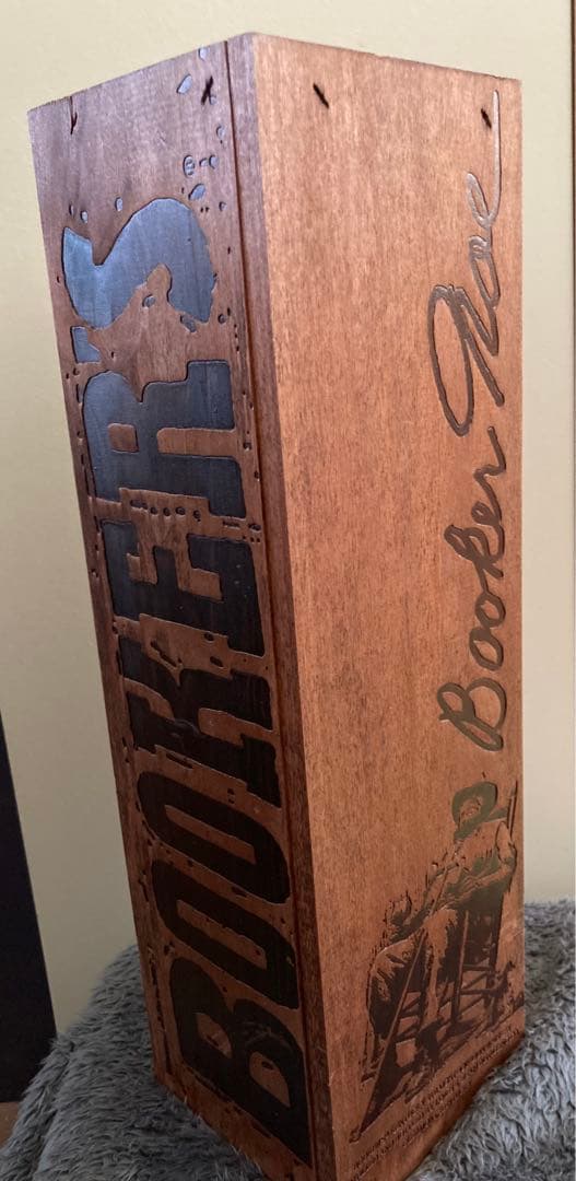 ブッカーズバーボンウイスキー2020.正規品