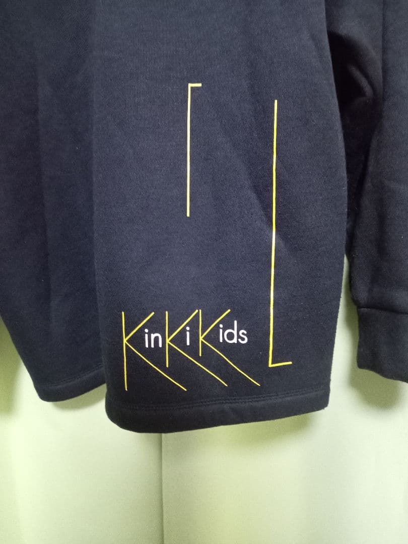 【限定】Kinki Kids 2013-2014年年始 フード付きパーカー 黒