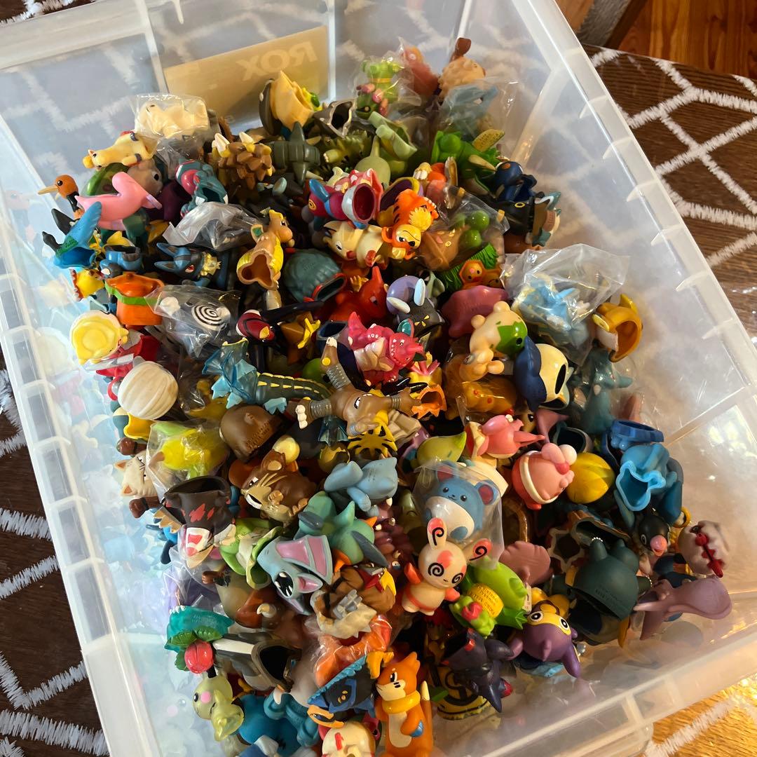 ポケモンキッズ 指人形 まとめ売り クリア など 数100体以上 レア