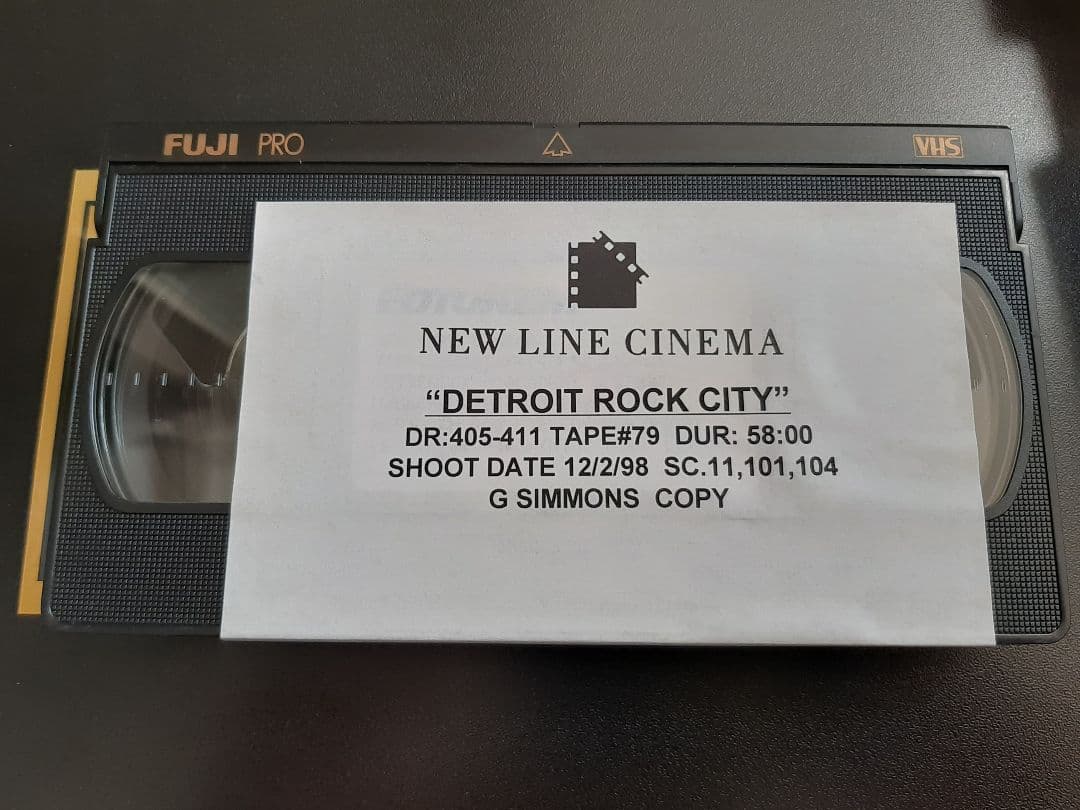 KISS キッス Gene Simmons ジーンシモンズ 直筆サイン