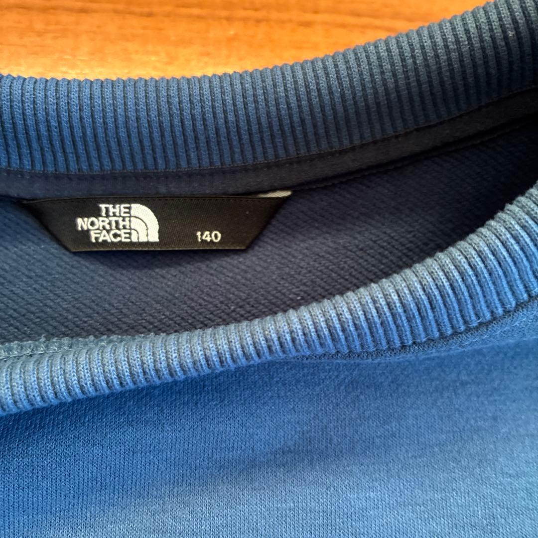 【今期完売】ノースフェイス　THE NORTH FACE トレーナー 140