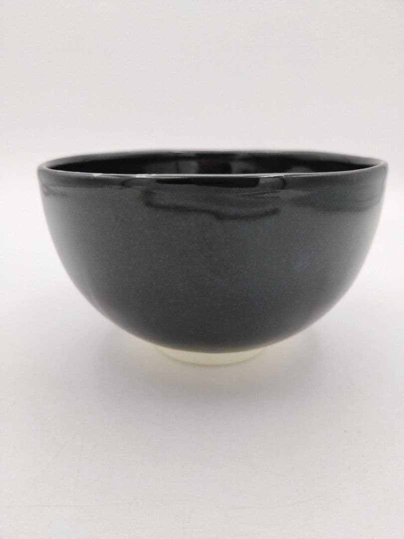 b209 【新品・未使用】茶碗 黒釉 夜桜 今岡三四郎 木箱 茶道具