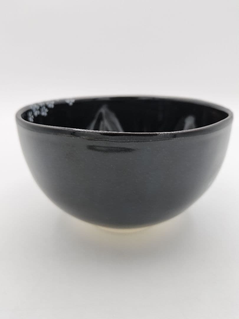 b209 【新品・未使用】茶碗 黒釉 夜桜 今岡三四郎 木箱 茶道具