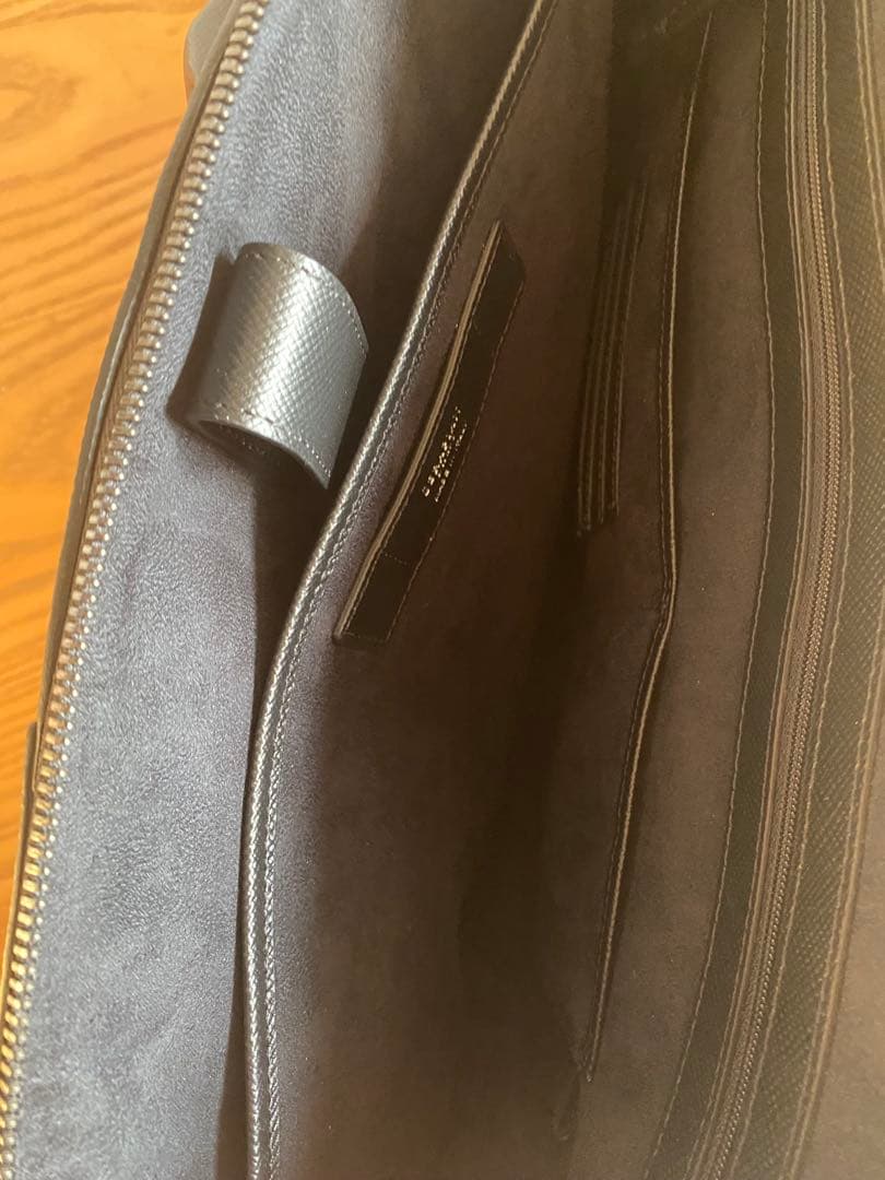 セラピアン　レザー　ブリーフ　ビジネスバッグ　オールブラック　黒　サフィアーノ