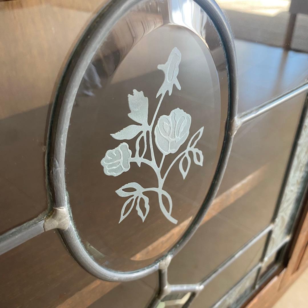 三越ブルージュ　キャビネット　三越家具　ステンドガラス　カントリー　英国　飾り棚