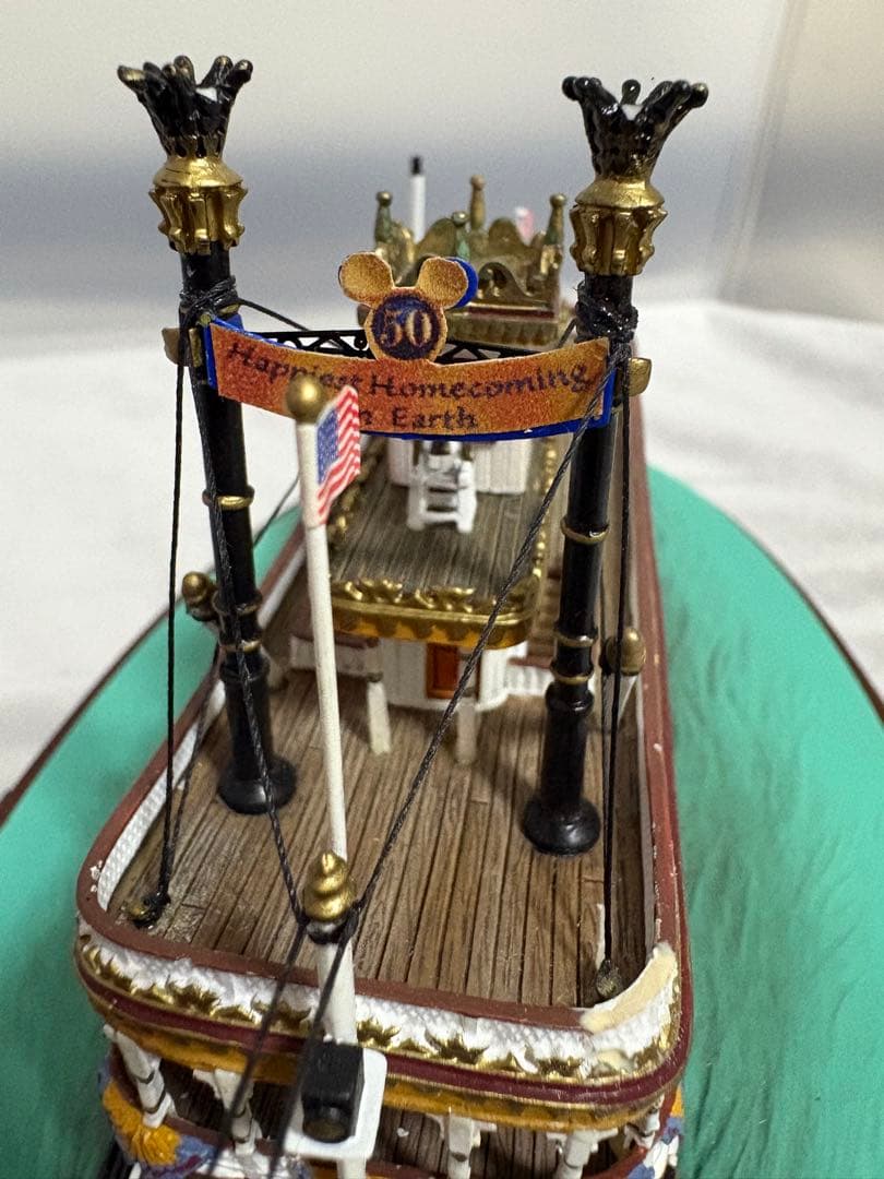 オルショウスキー 蒸気船マークトウェイン号 TDL50周年記念 フィギュア