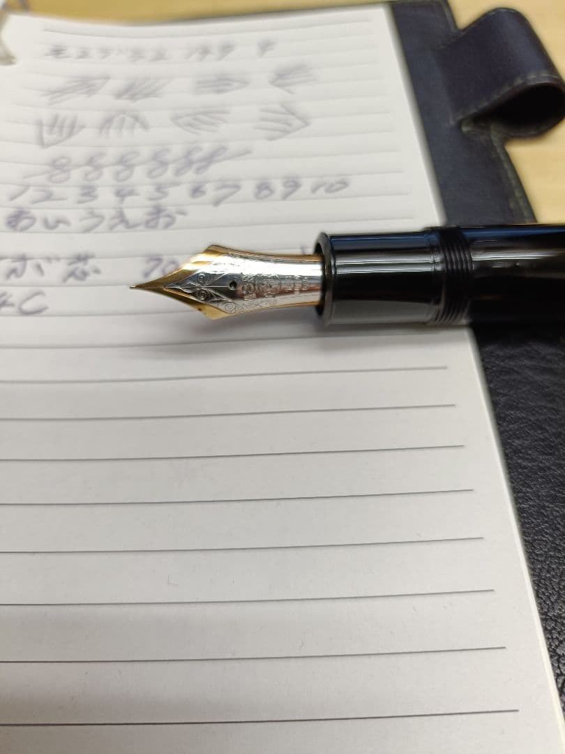 モンブラン　マイスターシュテュック１４９　エボ芯　なで肩　中白１４C