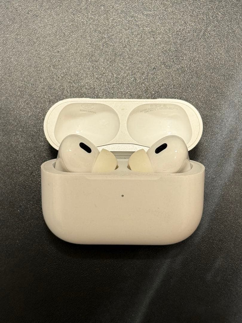 AirPods pro2本体 充電ケース付き ホワイト