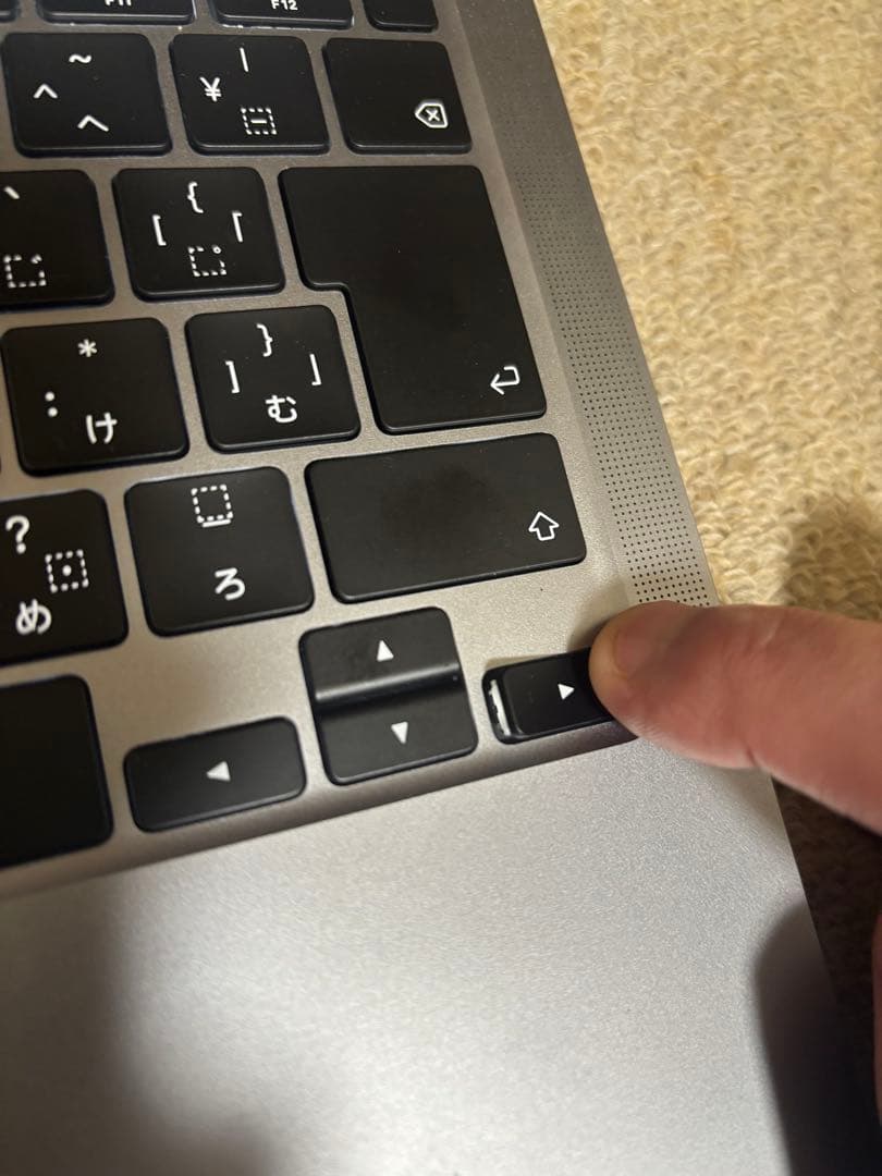 AppleMacBookAir 10 M1モデル 8G 256G スペースグレー