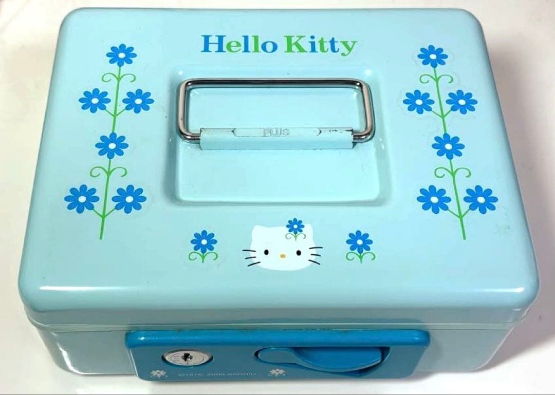 サンリオ⭐︎ハローキティ 手提げ金庫 平成レトロ　廃番品　レア　00年