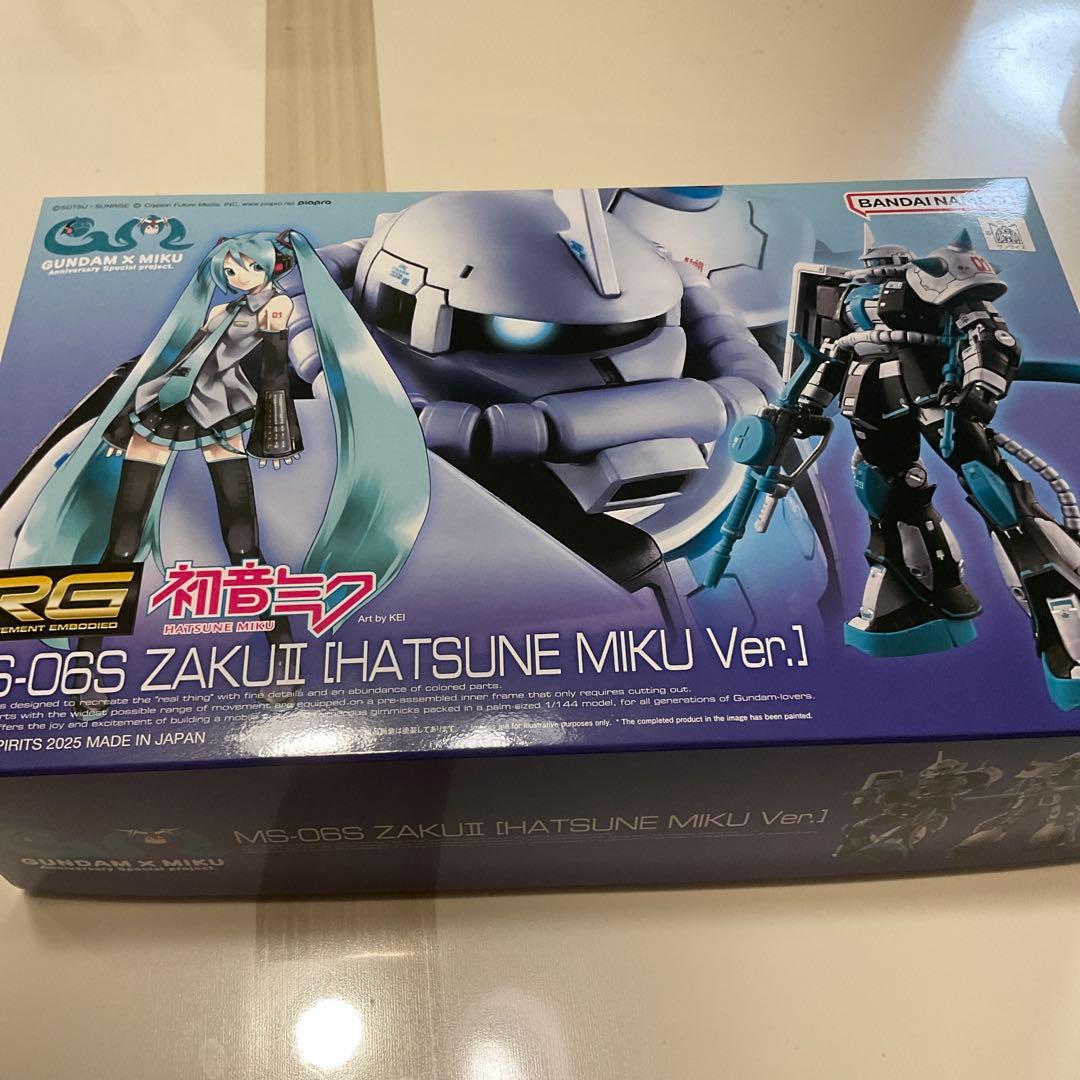 ロボット MG-06S ZAKU II [HATSUNE MIKU Ver.]