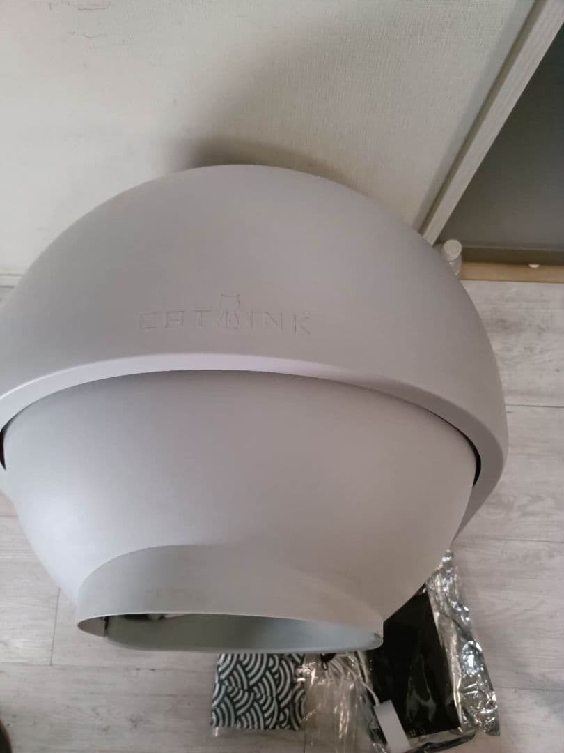 自動猫トイレ ホワイト 円形デザイン