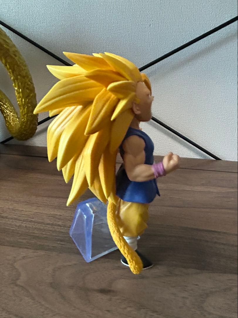 ドラゴンボール フィギュア 孫悟空GT超サイヤ人4 超サイヤ人3 黄金大猿