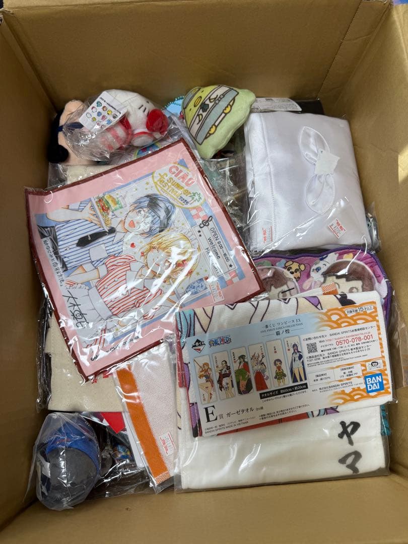 大量　アニメグッズ　まとめ売りセット　　400点以上‼︎