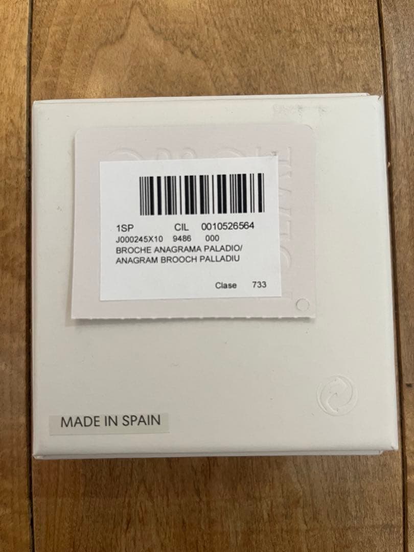 ロエベ　アナグラム　ブローチ　マルチカラー　美品