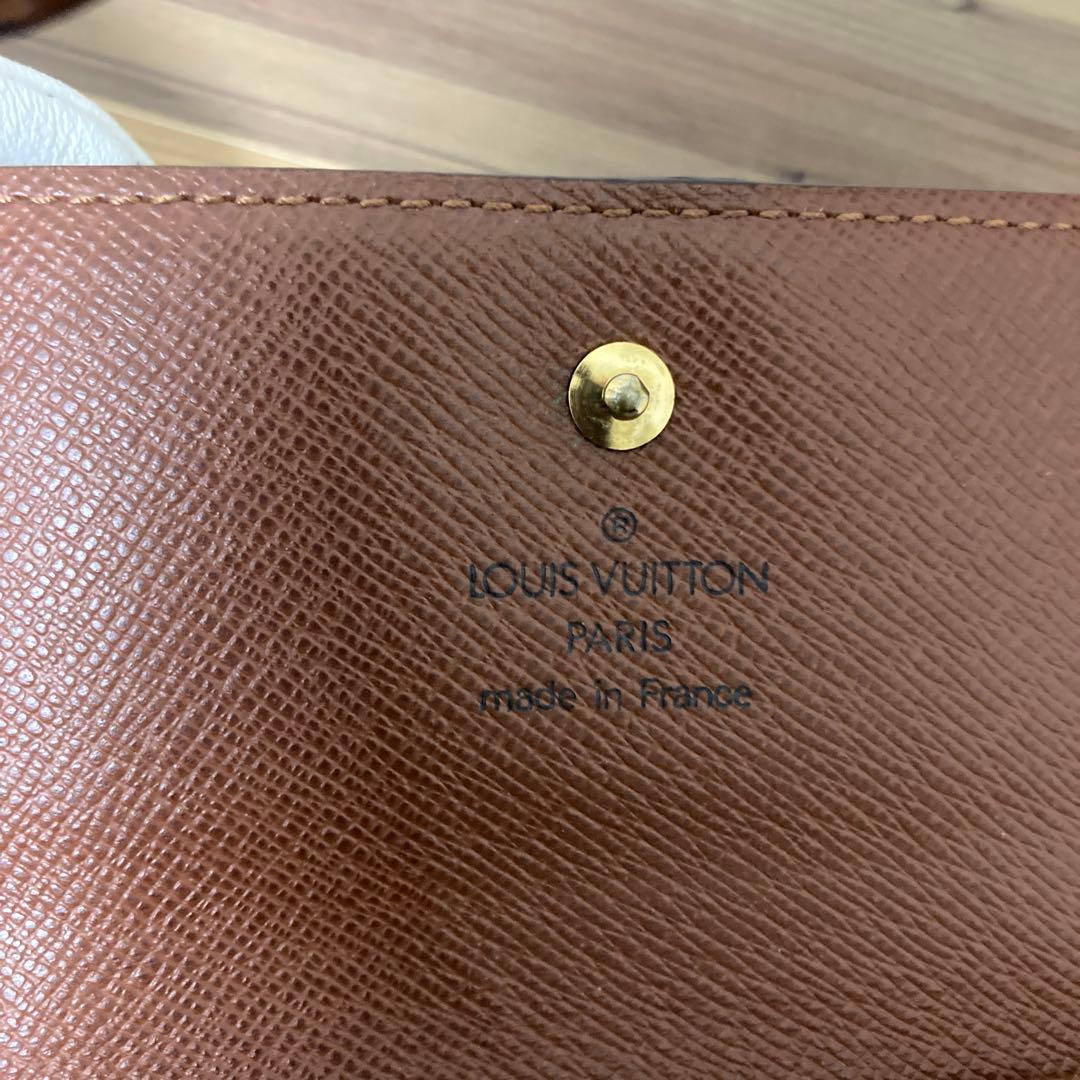 ルイビトン 三つ折り 財布。