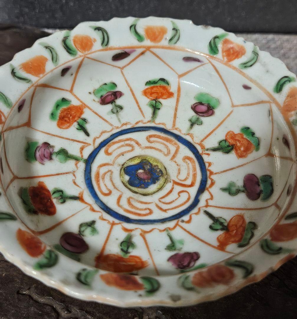 【本物保証❗】15～17世紀　ベトナム古陶磁器　古安南　紅安南　草花文様　高付皿