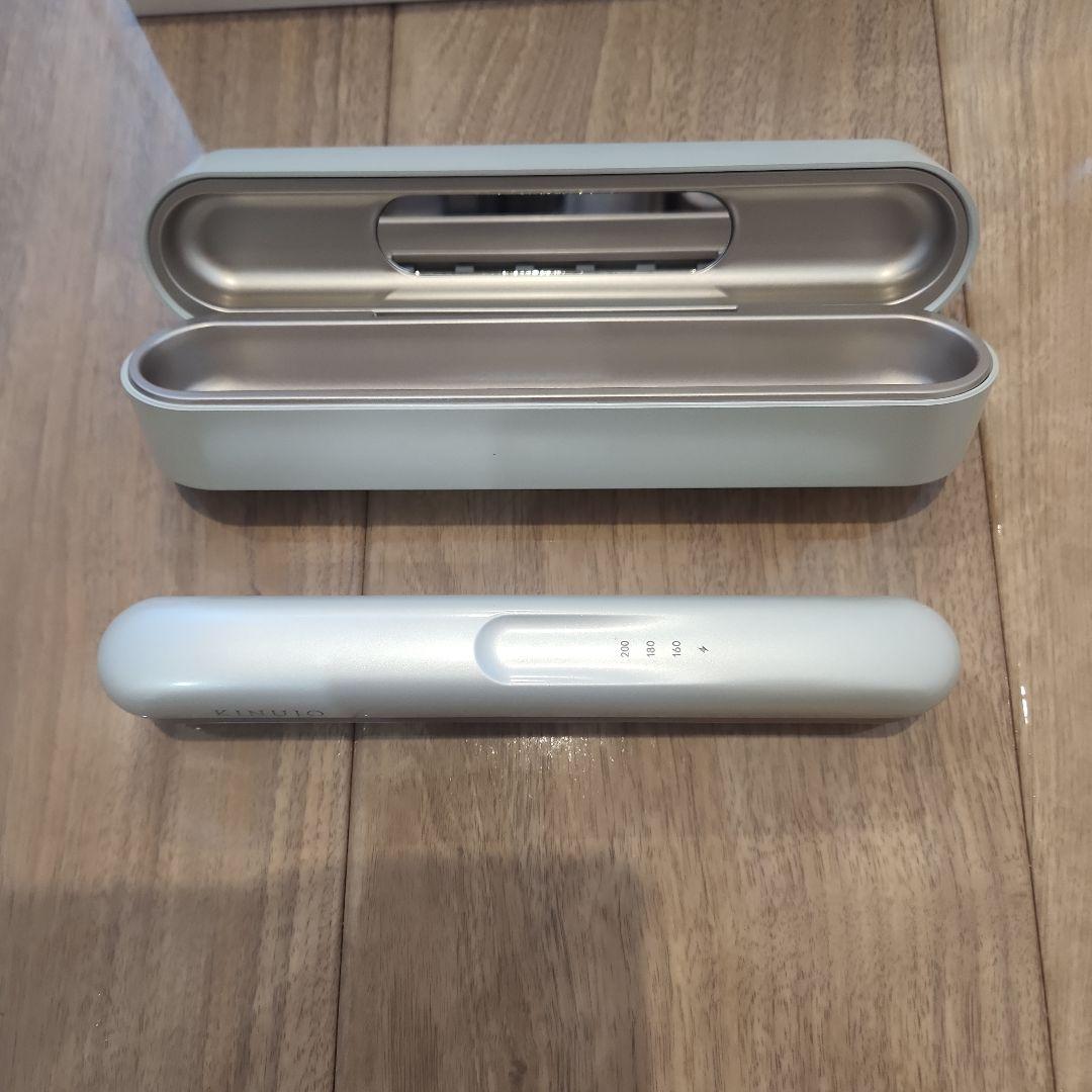 KINUIJO コードレスヘアアイロン