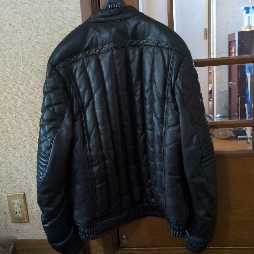 ユニオンジャップシングルライダースダウンジャケットサイズLブラック。