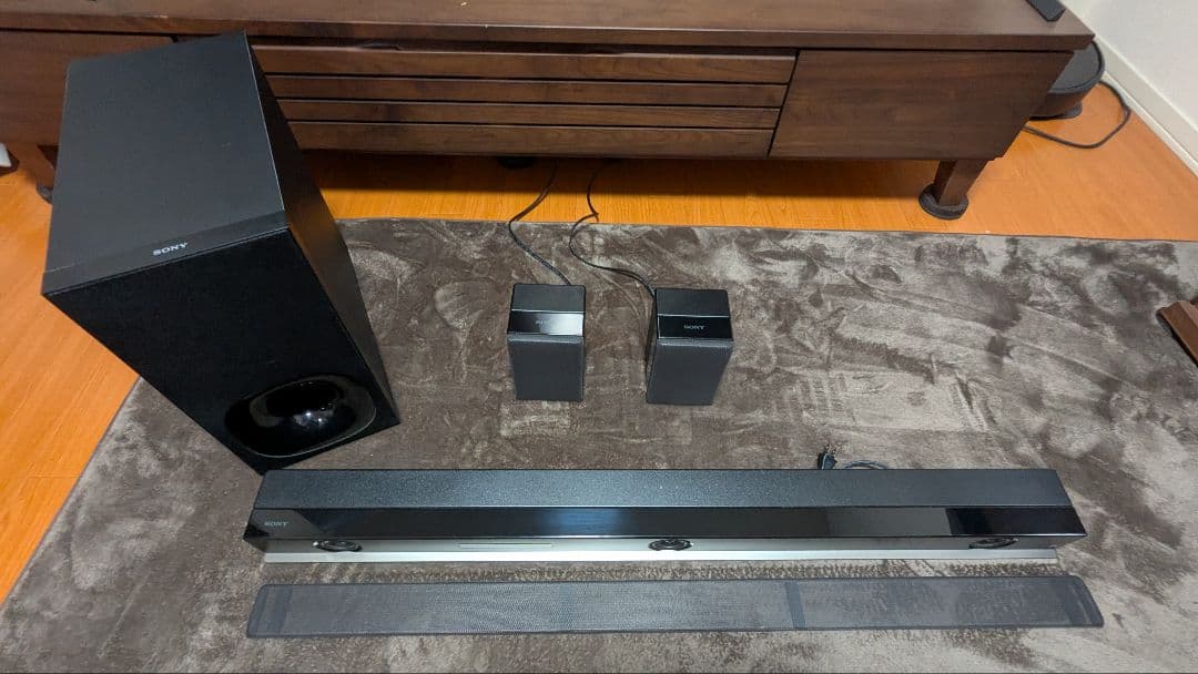 ソニー サウンドバー　HT-Z9F、リアスピーカー　SA-Z9R