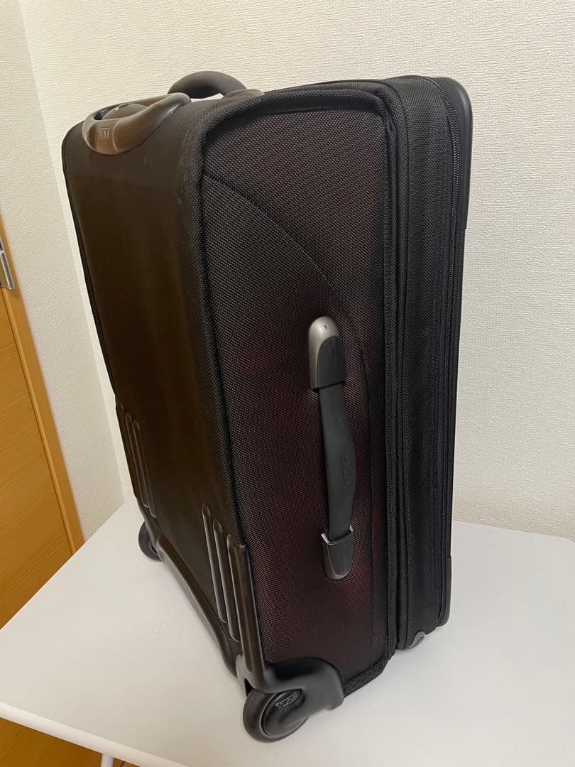 TUMI ブラック キャリーケース　22022D4