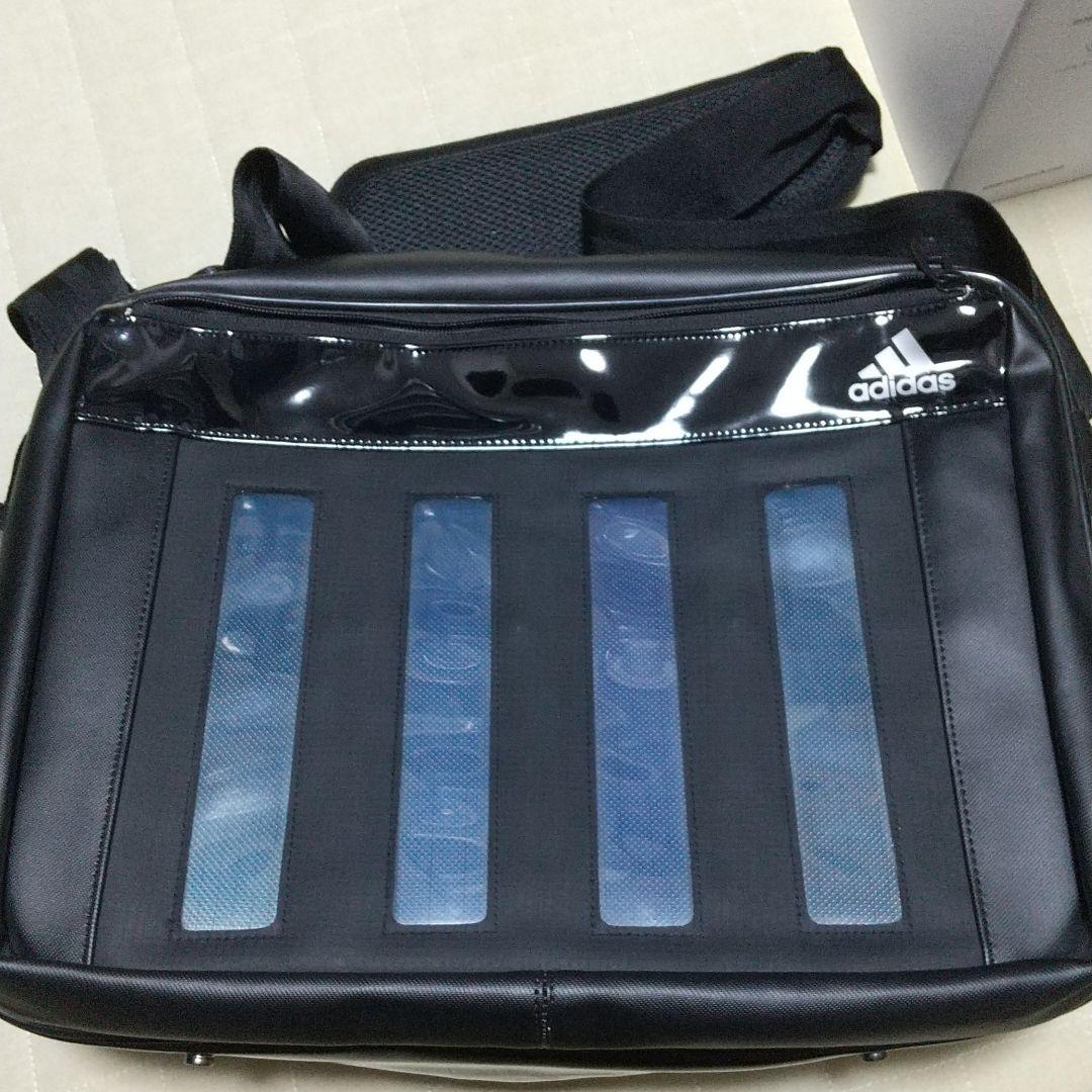 アディダスエナメルバッグ
