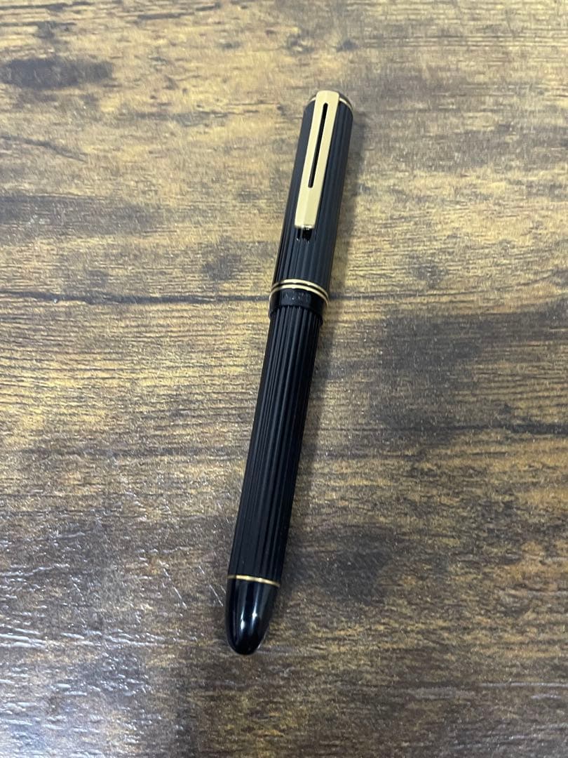 試筆のみ　初代　ジャスタス　14金　万年筆　細字　パイロット　嵌合式　備品付き