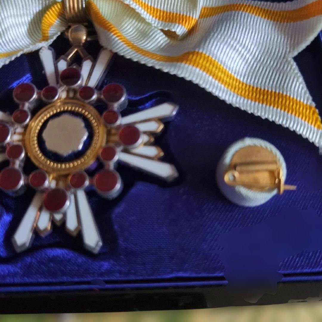 【美品・希少】勲五等瑞宝章 リボン婦人用 塗共箱・略綬付き