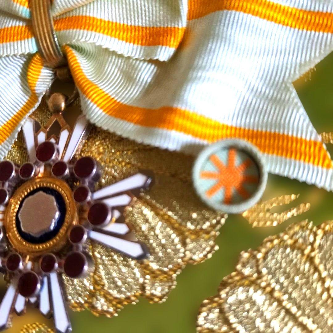 【美品・希少】勲五等瑞宝章 リボン婦人用 塗共箱・略綬付き