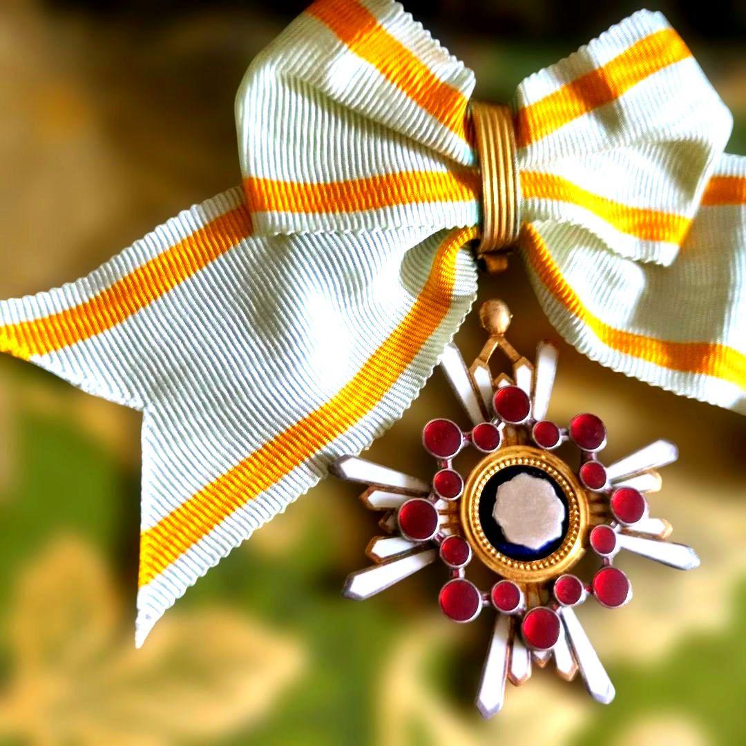 【美品・希少】勲五等瑞宝章 リボン婦人用 塗共箱・略綬付き