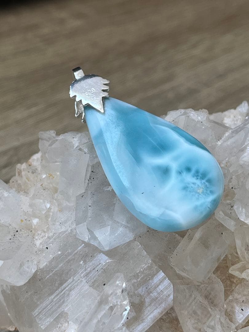 天然石ラリマー☆高品質！しずく型ペンダントトップ②☆リーフ型バチカンがステキ！