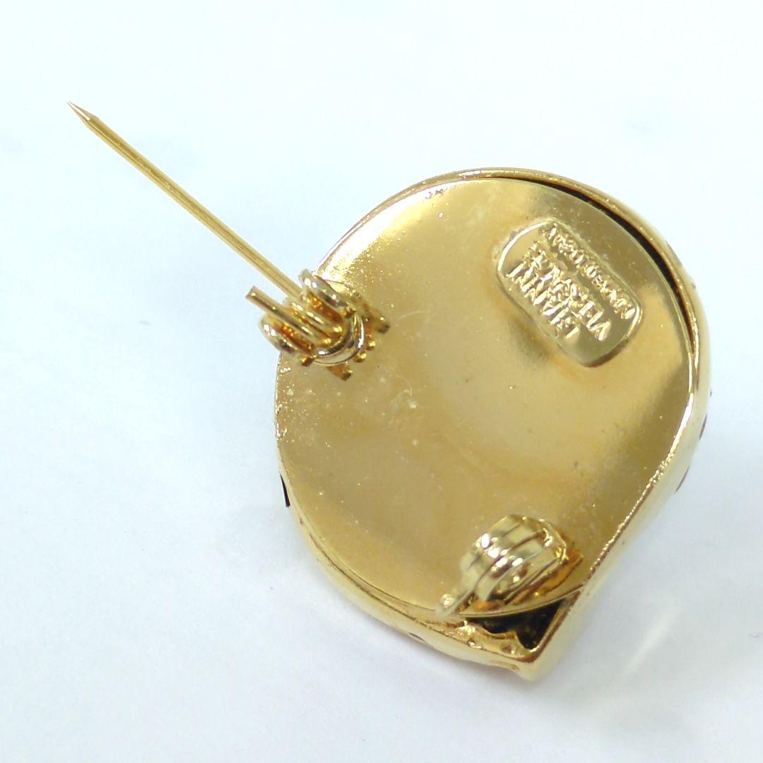 ジャンニヴェルサーチェ クリスタルラインストーン ピンブローチ ゴールドカラー