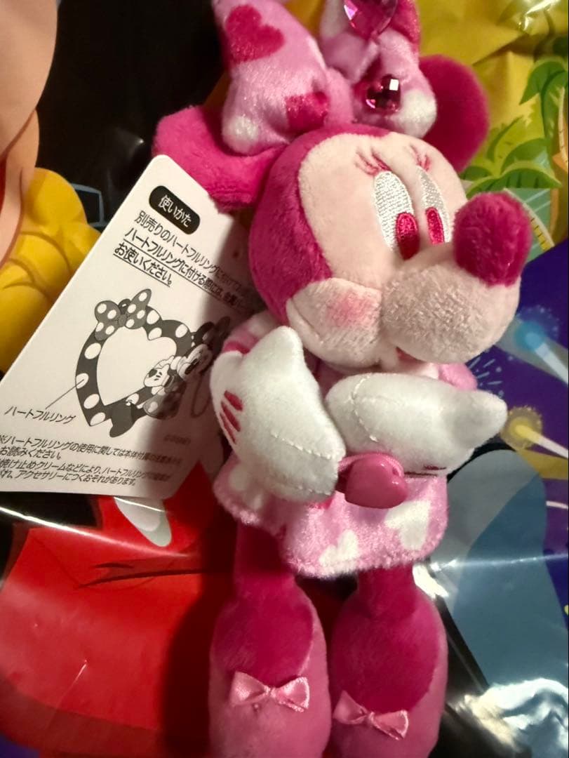 ディズニー　パルパルーザ　ミニー　ぬいぐるみバッジ　ぬいぐるみチャーム　セット