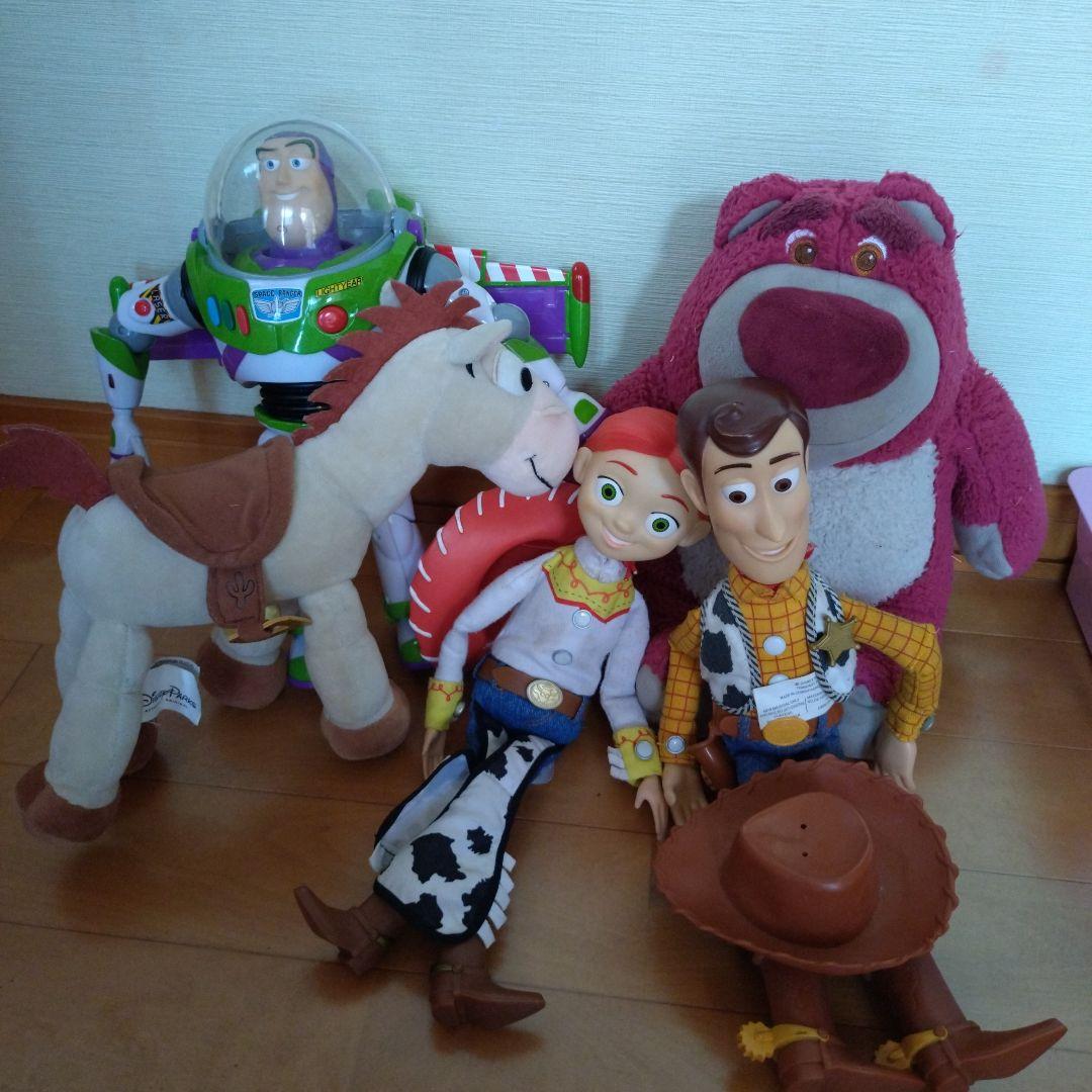 トイ・ストーリー　ぬいぐるみ　フィギュア