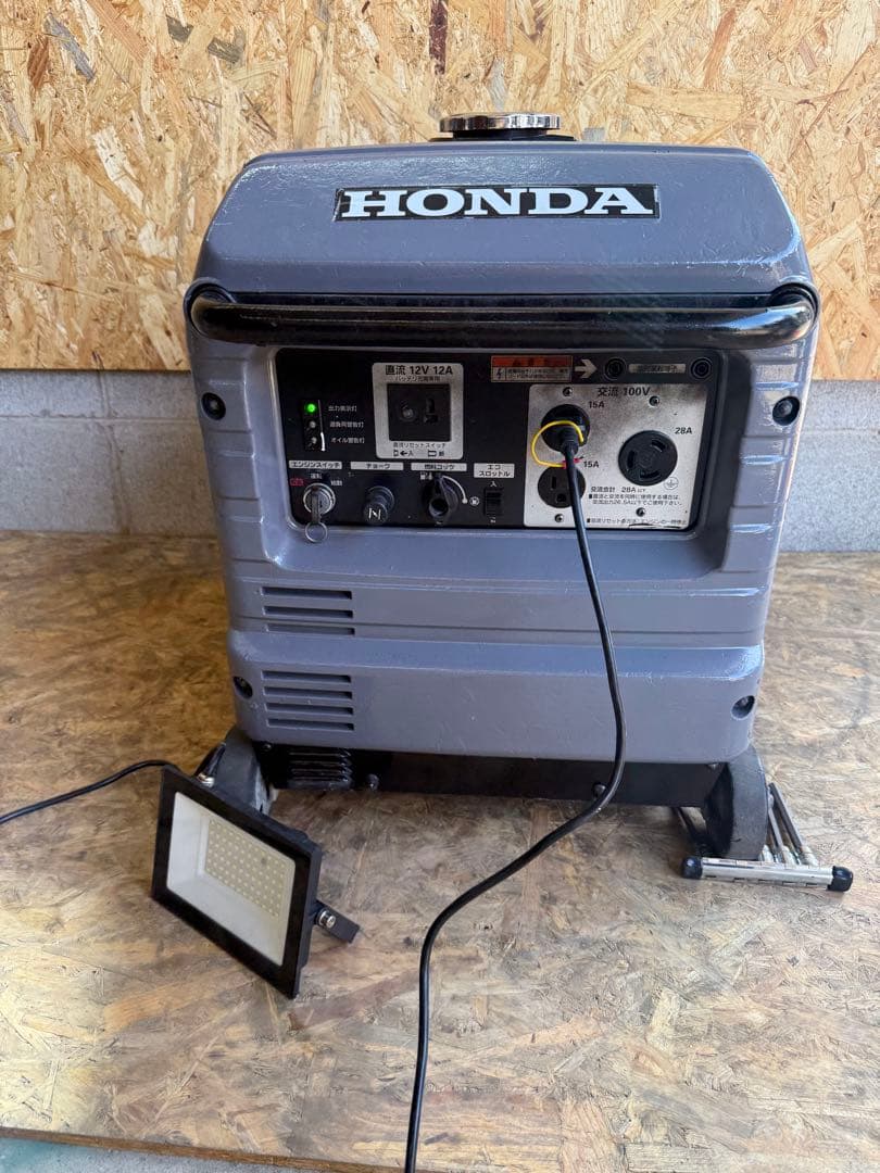 HONDA ホンダ EU28is インバーター発電機 ガソリンエンジン