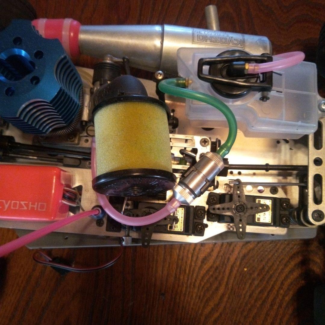 京商ラジコンエンジンカー