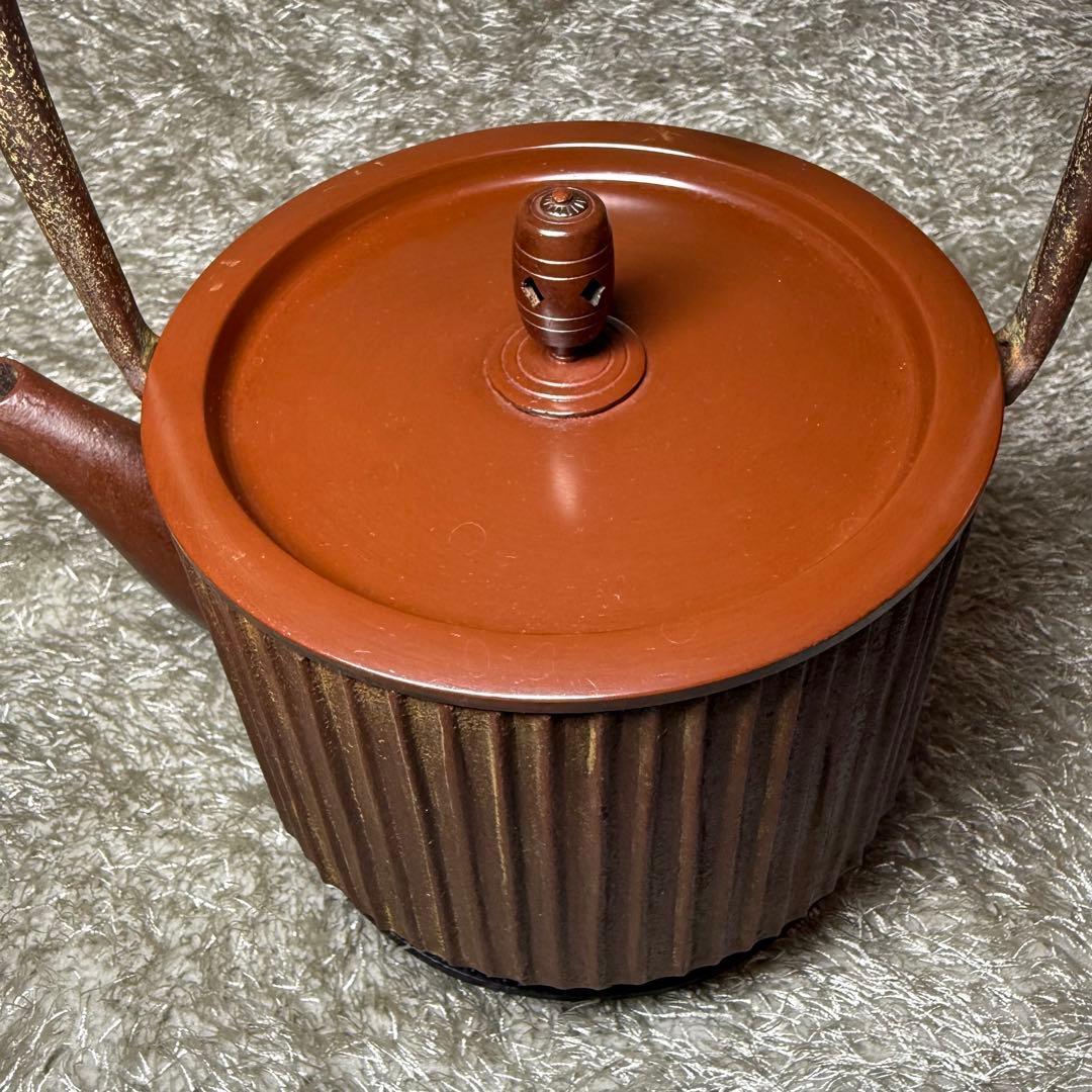 岩手県奥州水沢幸工芸　現代の名工 佐藤勝久造　利休型蛇ノ目１３型　南部鉄瓶