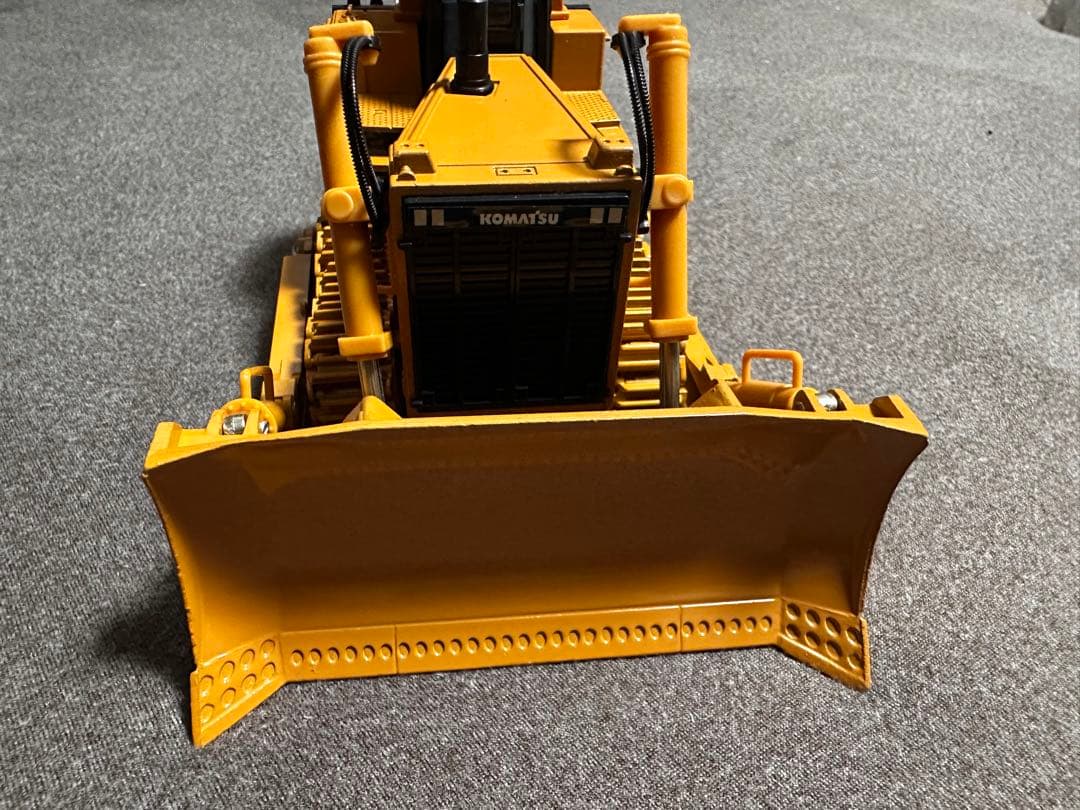 KOMATSU D 475A ブルドーザー　リッパーミニモデル　模型　重機