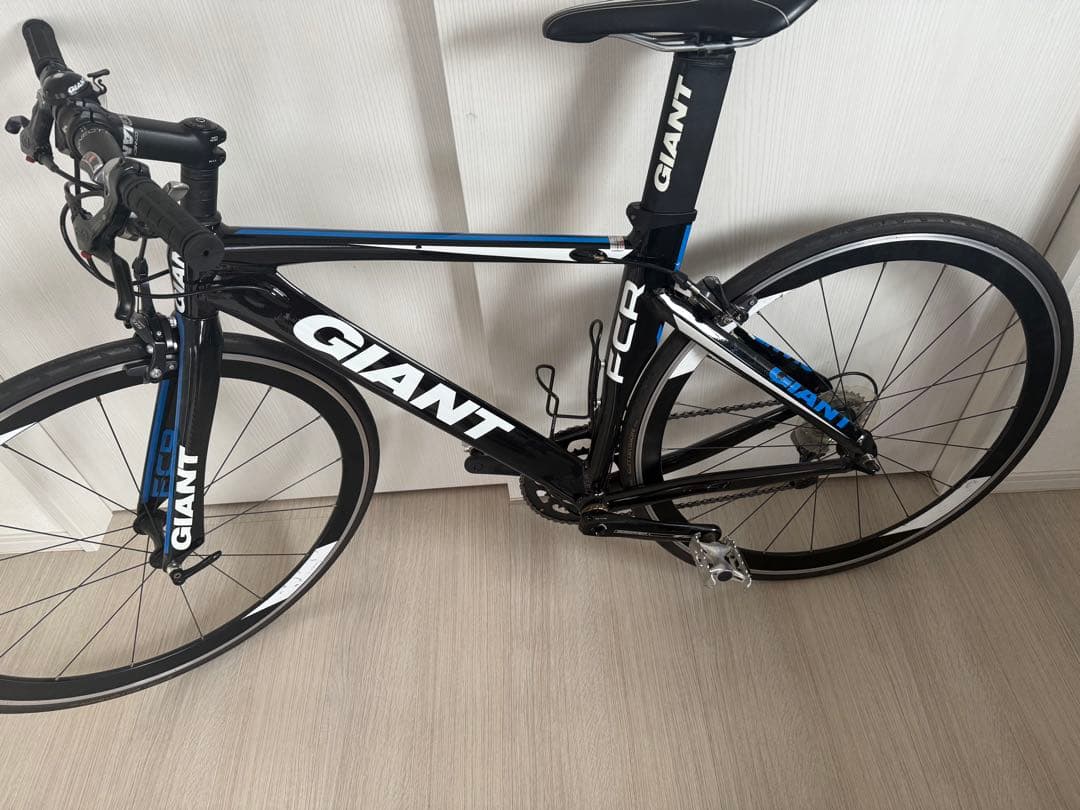 GIANT FCR0 2011年モデル　室内保管(手渡し可能です)