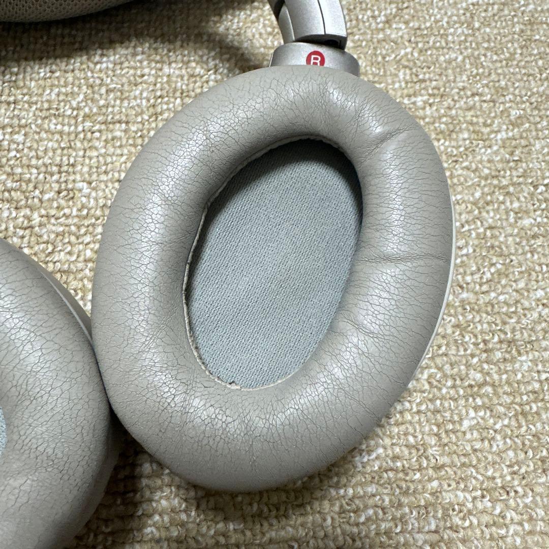 SONY ワイヤレスノイズキャンセリングヘッドホン ケース付き