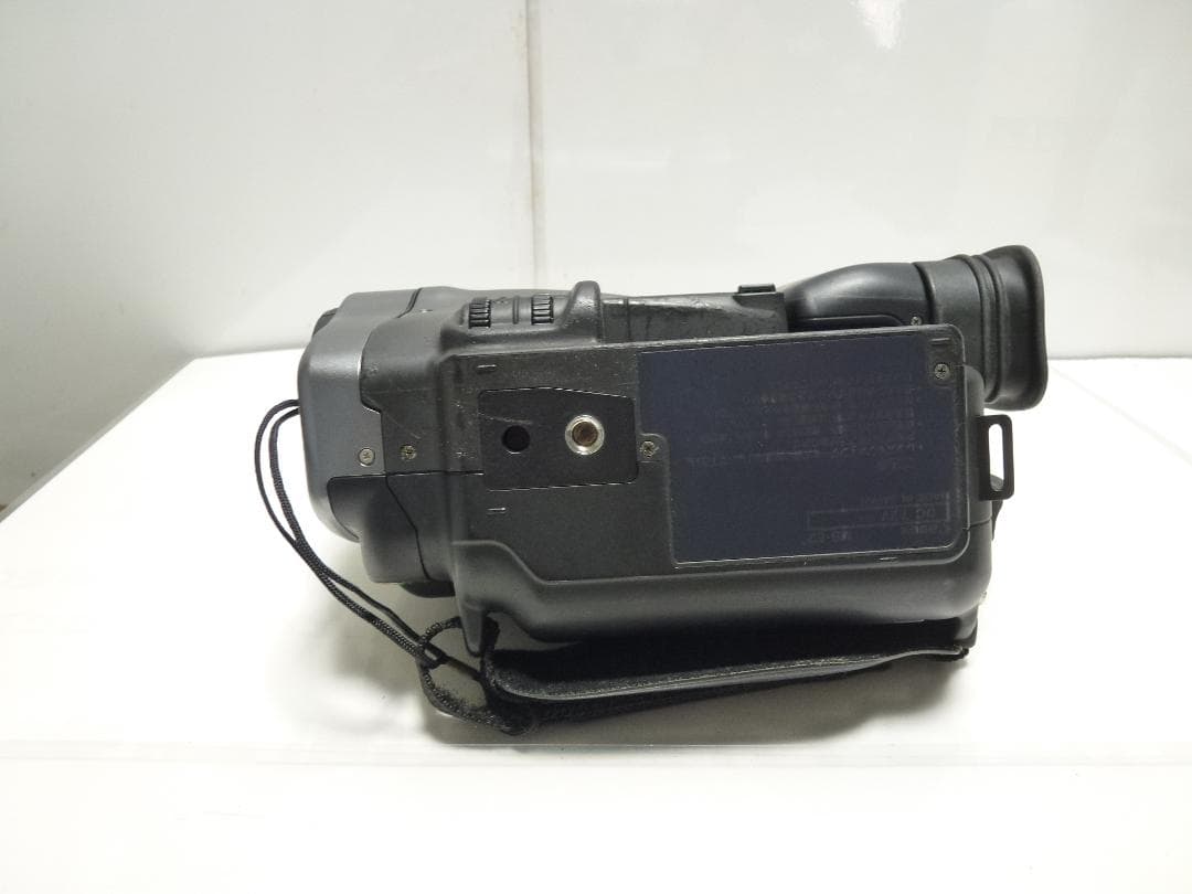 希少　動作品　Canon Hi8 8mm ビデオカメラ movie boy E2