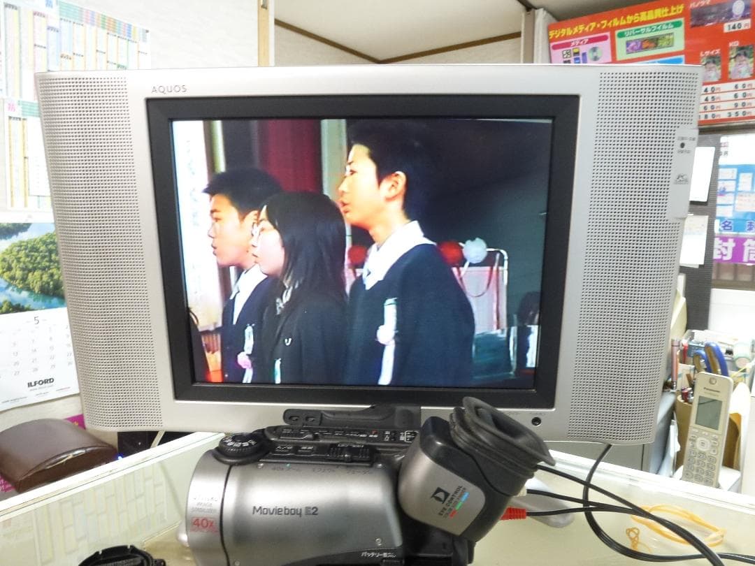 希少　動作品　Canon Hi8 8mm ビデオカメラ movie boy E2